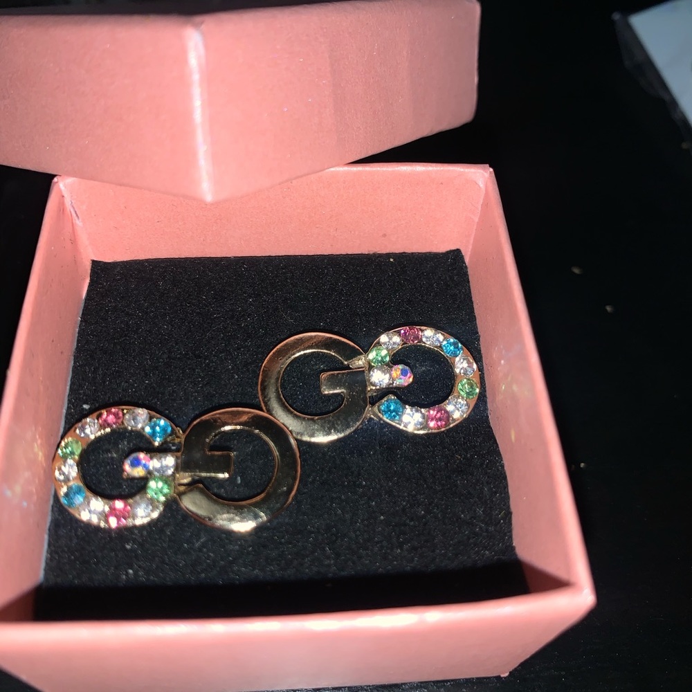 Guess Earrings - Picture 5 of 5